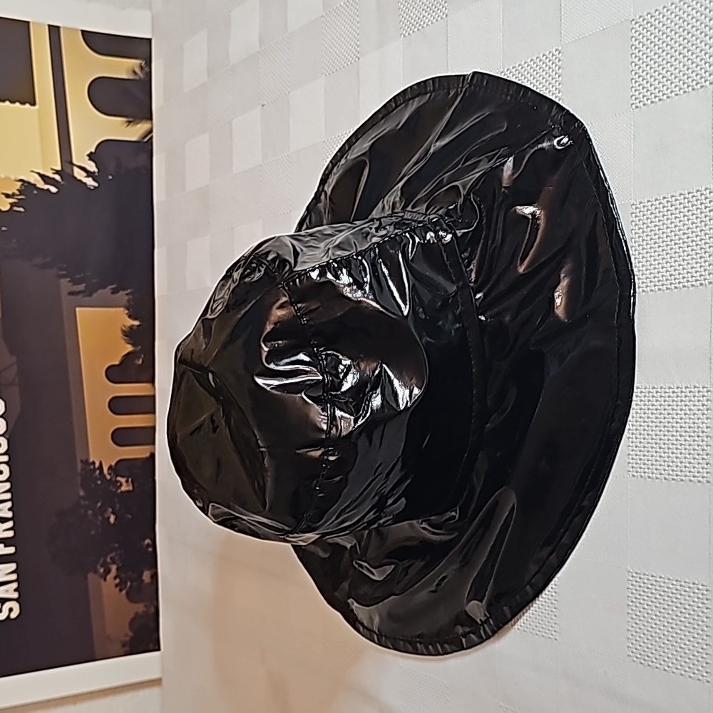 NWOT Woman Black patent bucket hat.